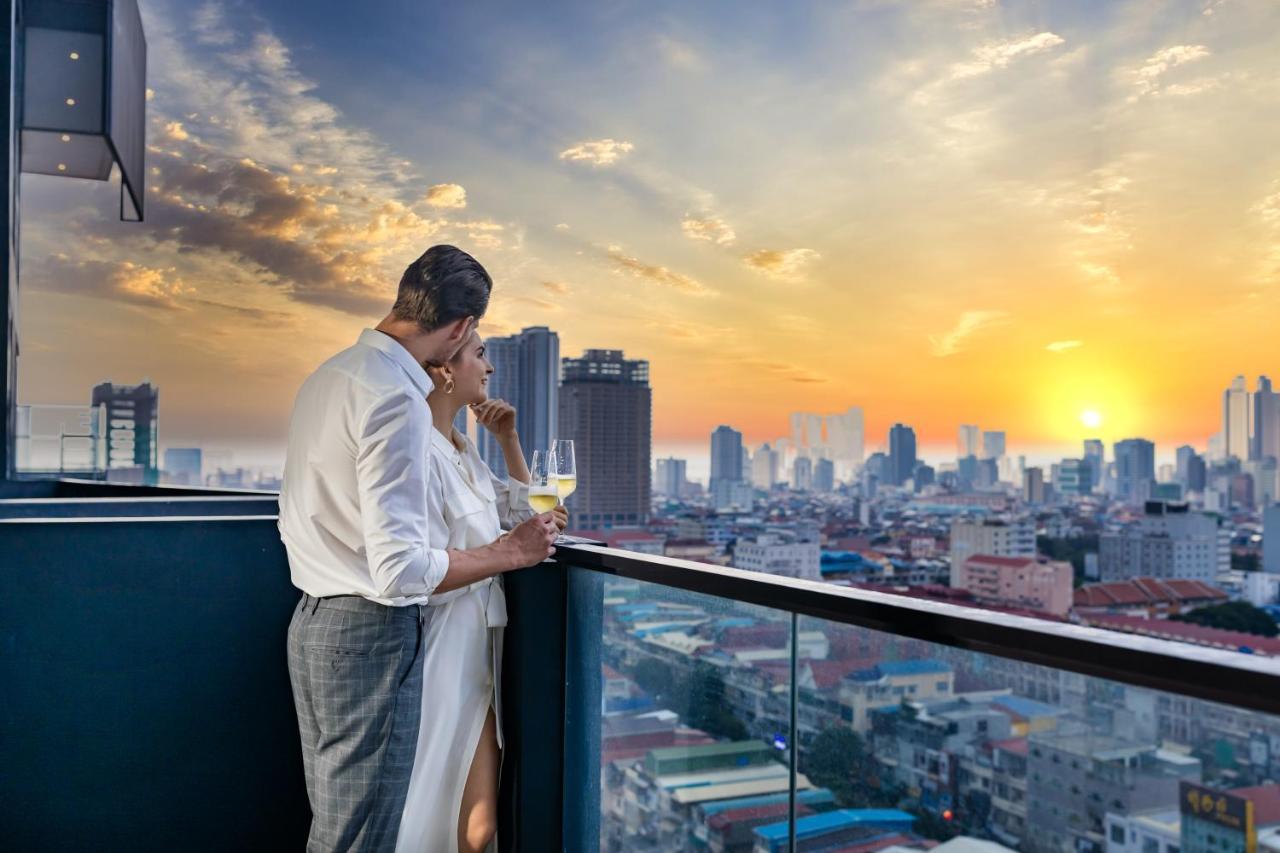 Luxcity Hotel & Apartment Phnom-Penh Buitenkant foto