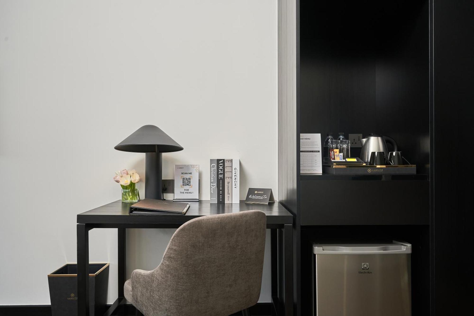 Luxcity Hotel & Apartment Phnom-Penh Buitenkant foto